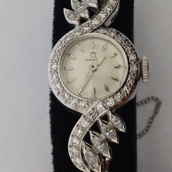 Omega Watch with Natural Diamond 14kt White Gold - Picture 3 of 7